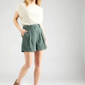 DYNAMITE | Dark Green Pleated Shorts Size XS